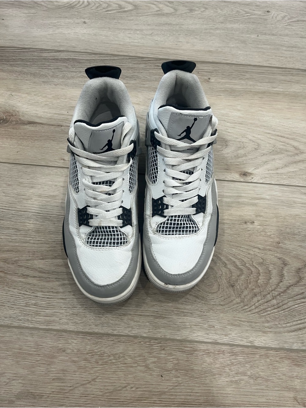 Jordan 4 White and Gray Retro Sneakers Woman’s